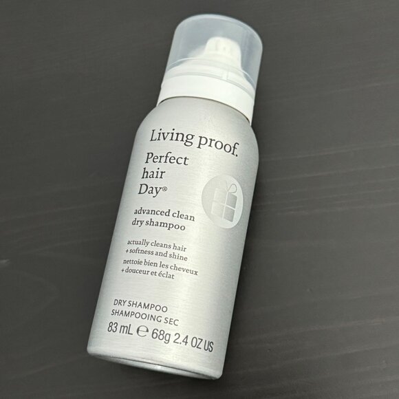 Living Proof Perfect Hair Day Advance Clean Dry Shampoo - Picture 3 of 12